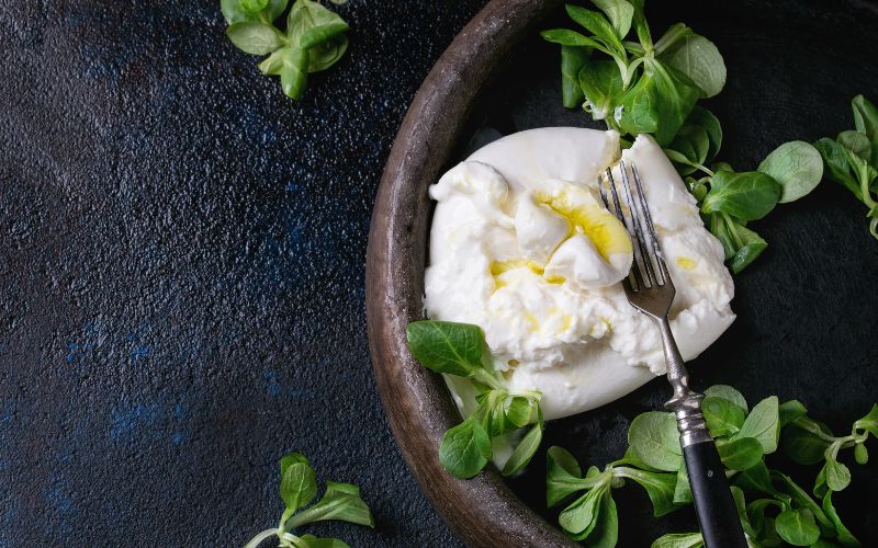 Peut-on manger de la burrata enceinte ?